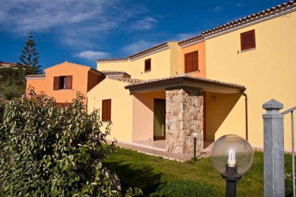 Residence Sardegnasummer Li Mori Budoni Exteriör bild